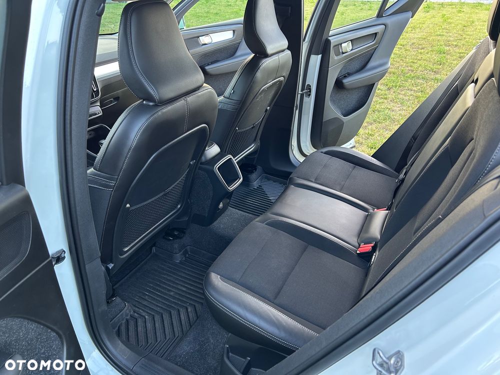Volvo XC 40 D3 SCR - 14