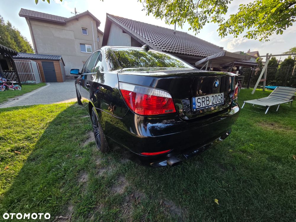 BMW Seria 5 520d - 4