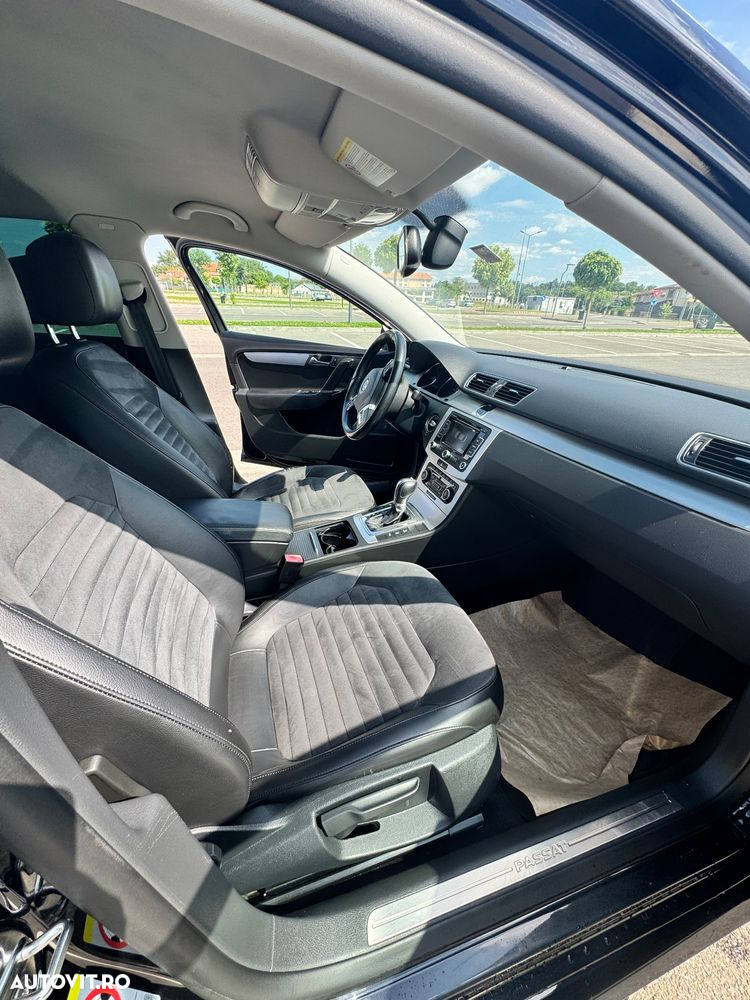 Volkswagen Passat 2.0 TDI DPF Blue TDI DSG Highline - 9