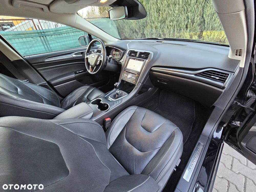 Ford Mondeo SW 2.0 EcoBlue Titanium - 31