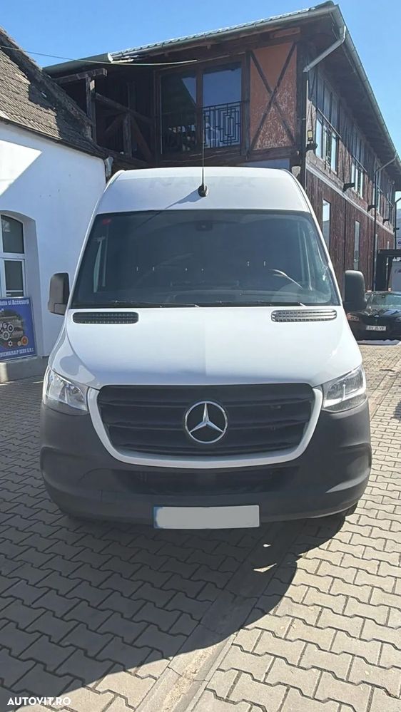 Mercedes-Benz Sprinter - 7