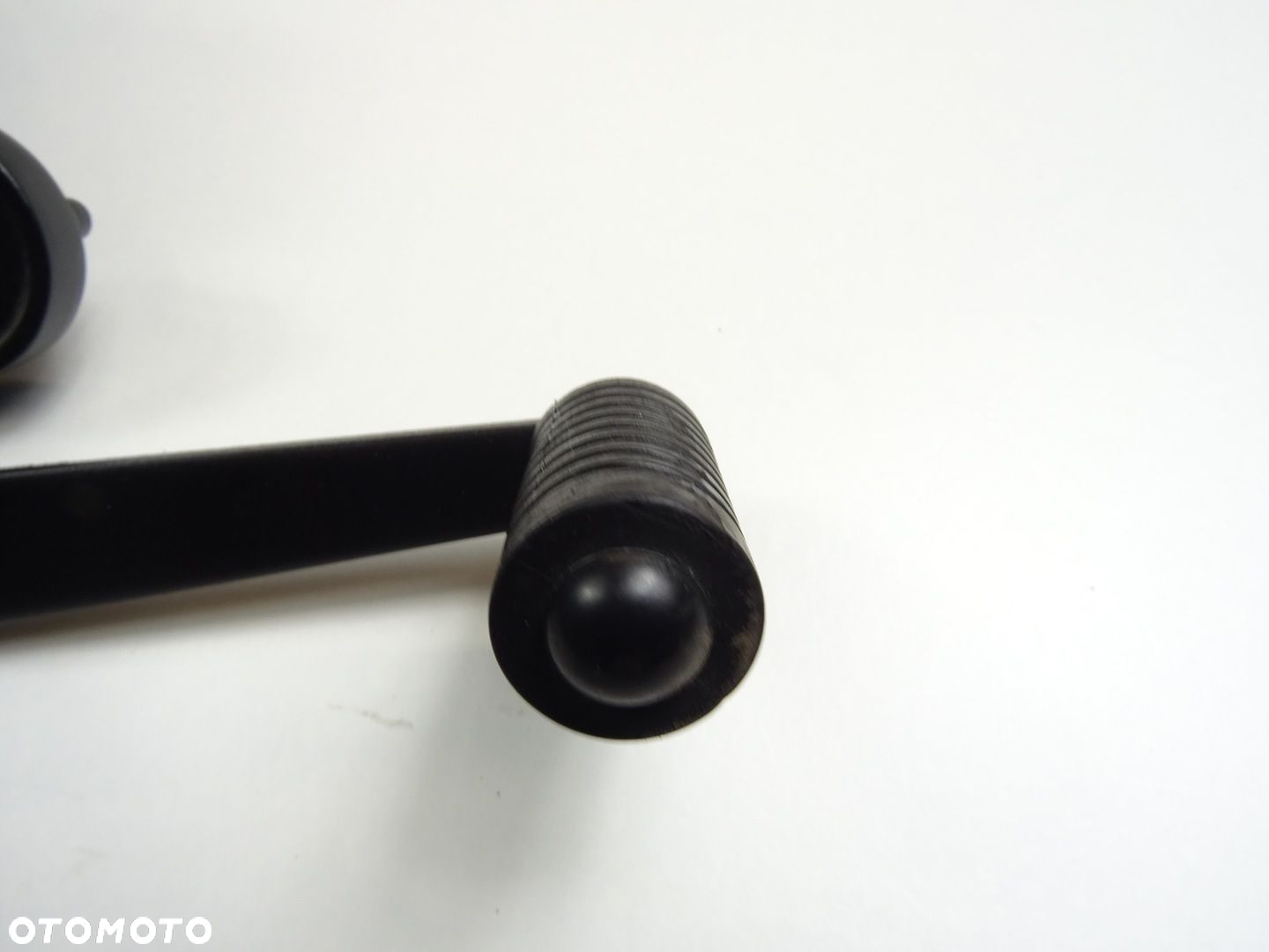 YAMAHA MT 07 SET PODNÓŻEK PRAWY PRZÓD PRZEDNI DŹWIGNIA CZUJNIK 21- 23 - 4