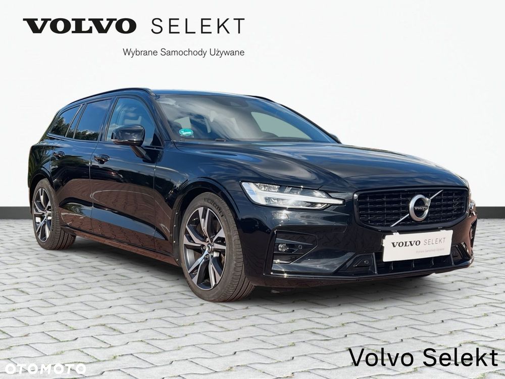 Volvo V60 B5 B AWD R-Design - 4