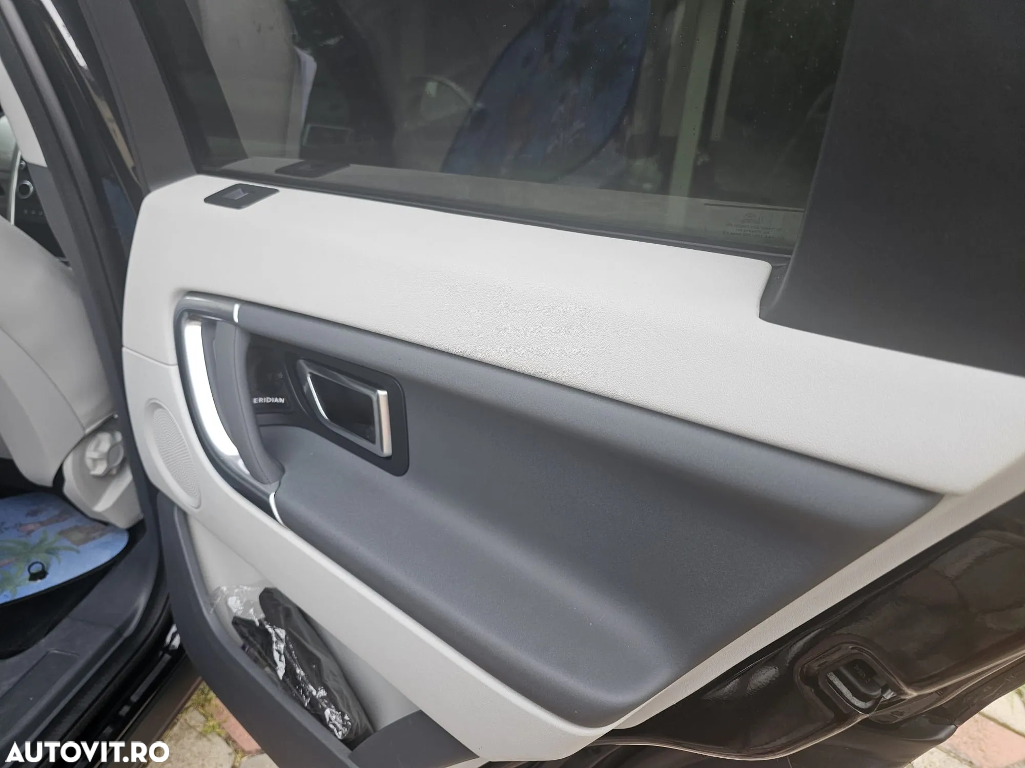 Land Rover Discovery - 11