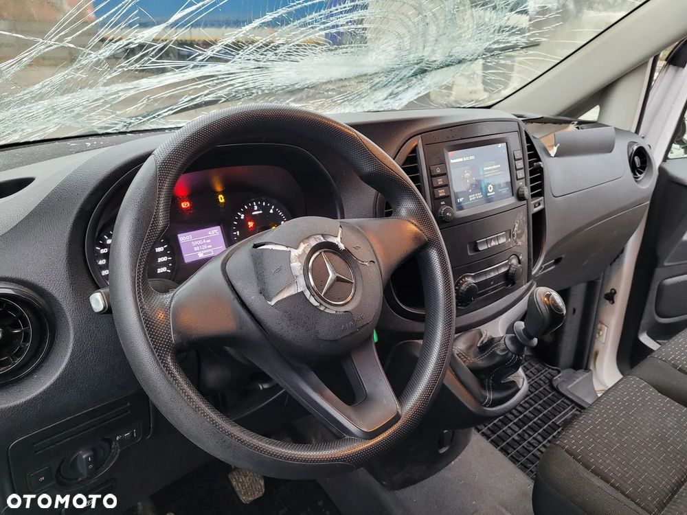 Mercedes-Benz 2021 VITO FURGON DŁUGI SALON POLSKA - 12