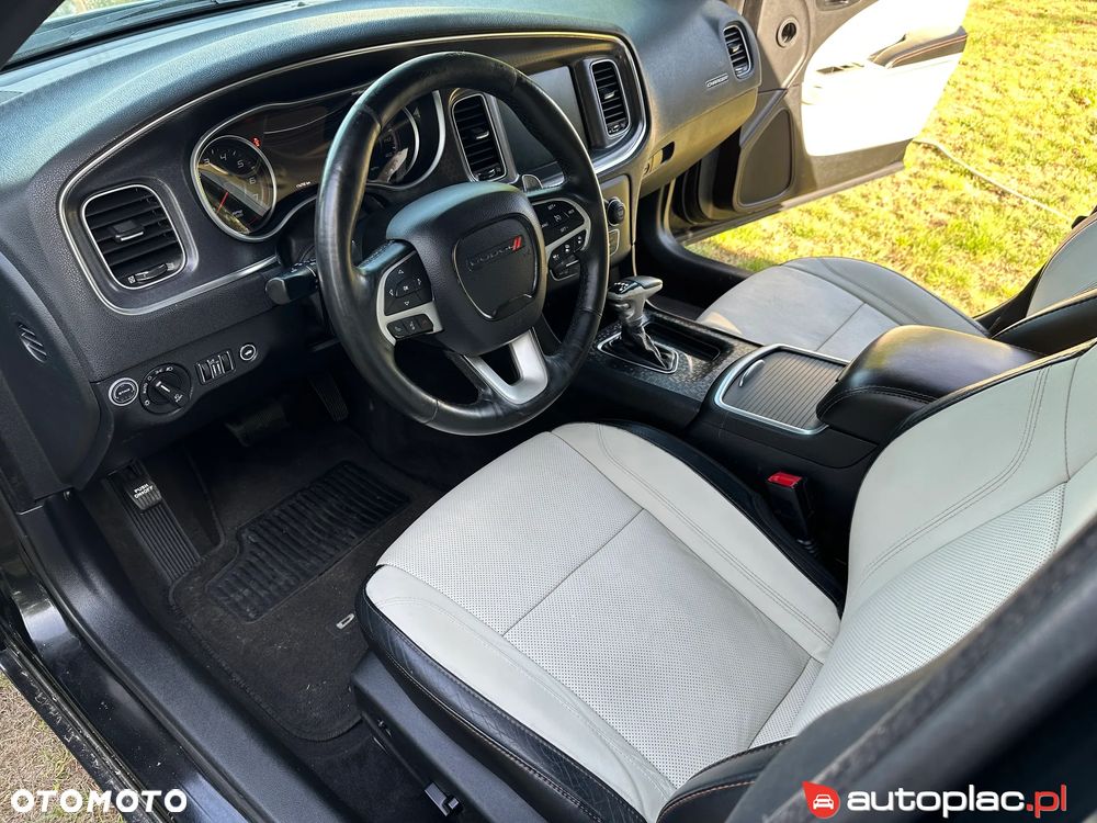 Dodge Charger - 6