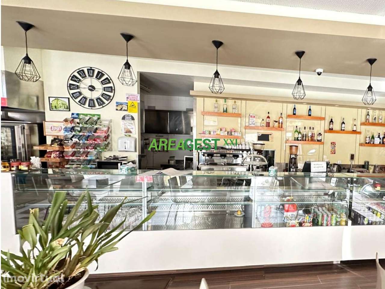 Loja para trespasse no centro de Vila Franca de Xira - Grande imagem: 2/23