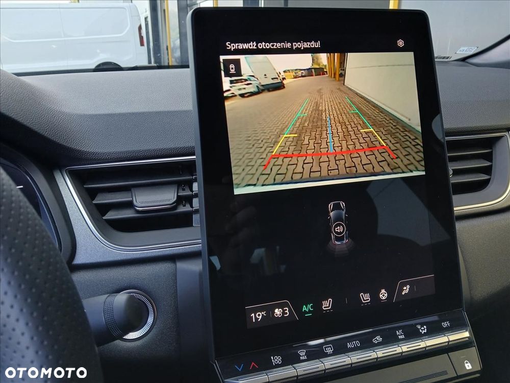 Renault Captur 1.3 TCe mHEV Techno EDC - 17