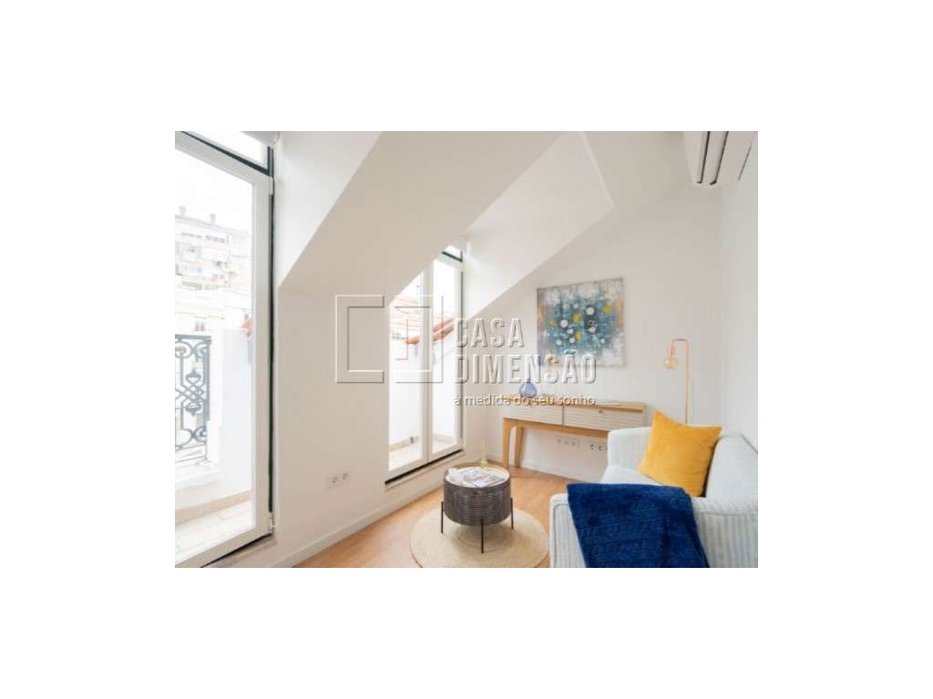 Apartamento de tipologia T2 com 51 m2 totalmente renovado, mobilado... - Grande imagem: 3/24