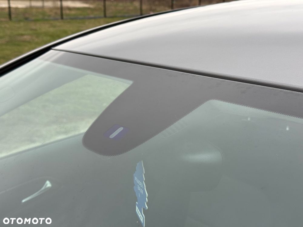 Mercedes-Benz GLA - 28