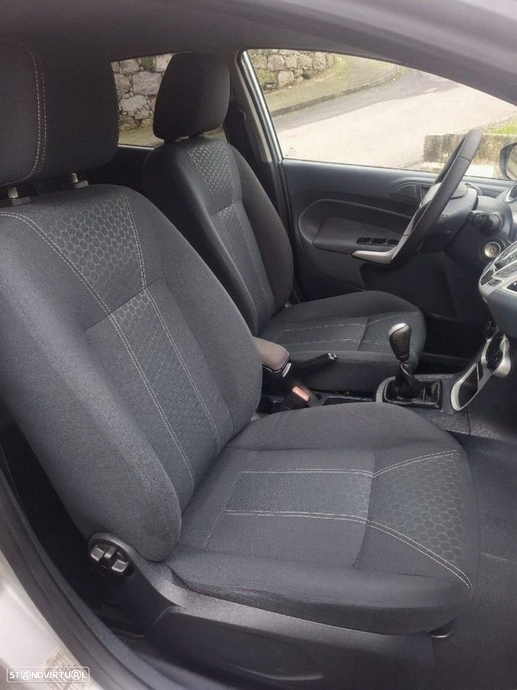 Ford Fiesta 1.25 Titanium - 14