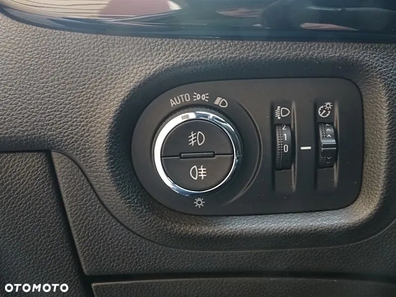Opel Astra 1.4 Turbo Dynamic - 30