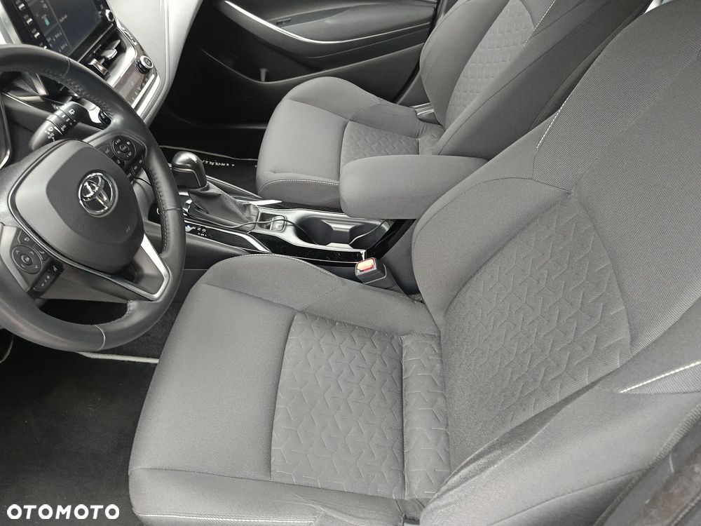 Toyota Corolla 2.0 Hybrid Comfort - 16