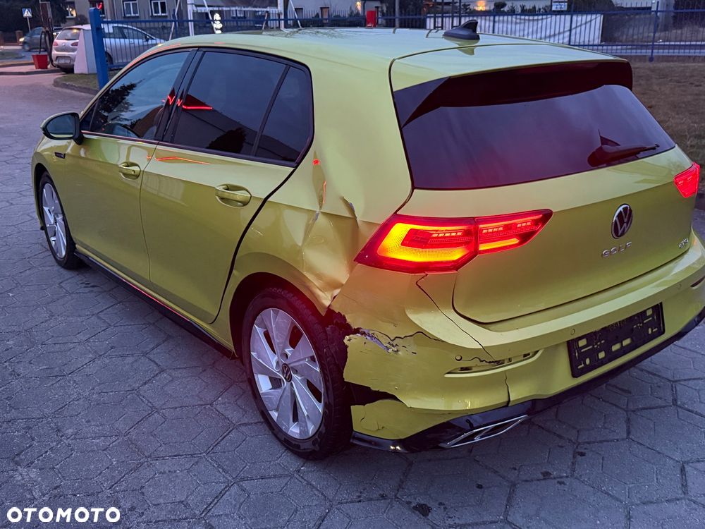 Volkswagen Golf 1.5 eTSI OPF DSG R-Line - 15