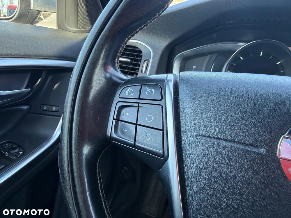 Volvo V60 D4 Ocean Race - 17