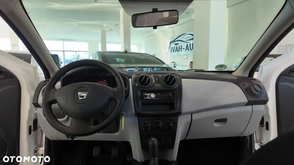 Dacia Sandero 1.2 16V 75 Ambiance - 29
