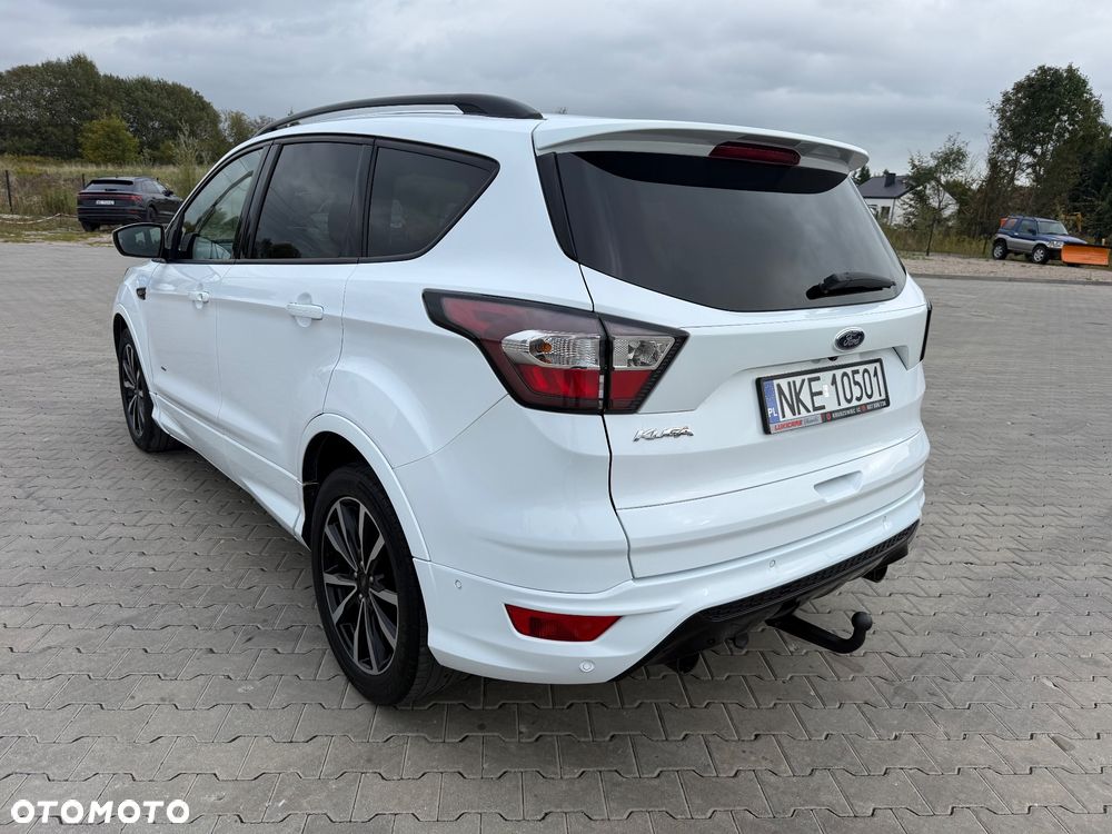 Ford Kuga 2.0 TDCi 4x4 ST-Line - 10