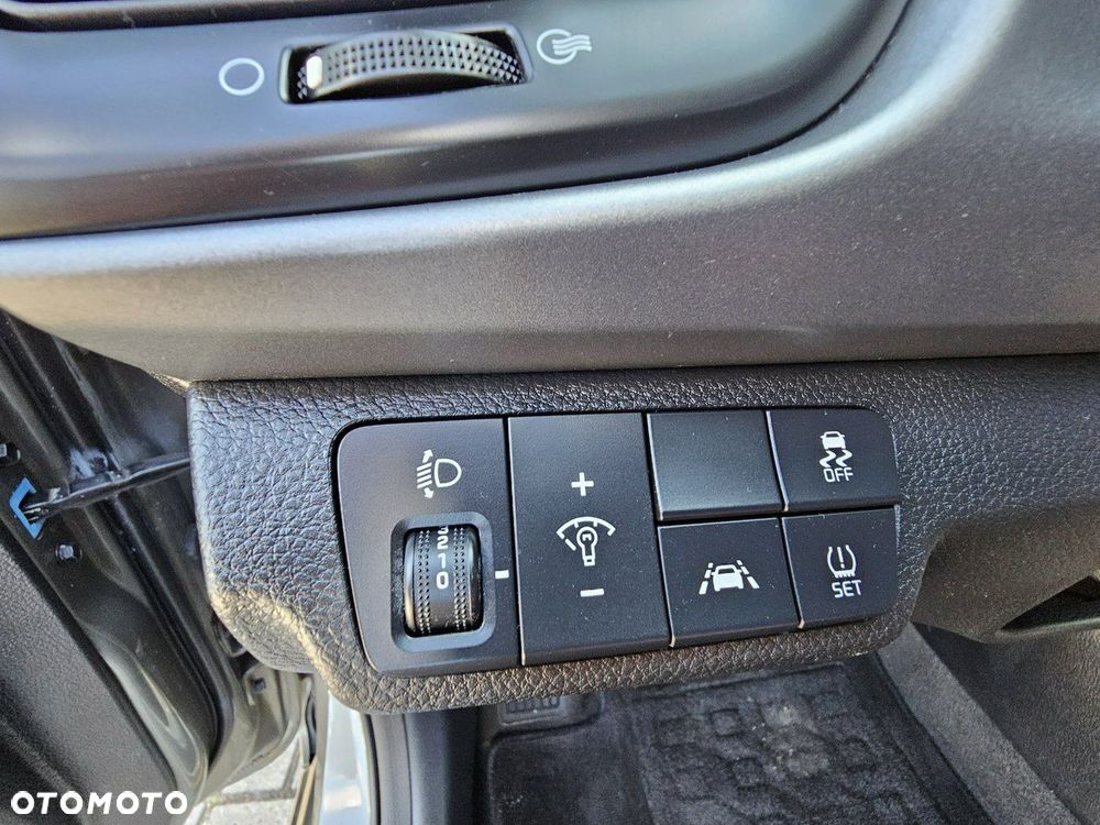 Kia Rio 1.0 T-GDI 100 Dream-Team Edition - 20