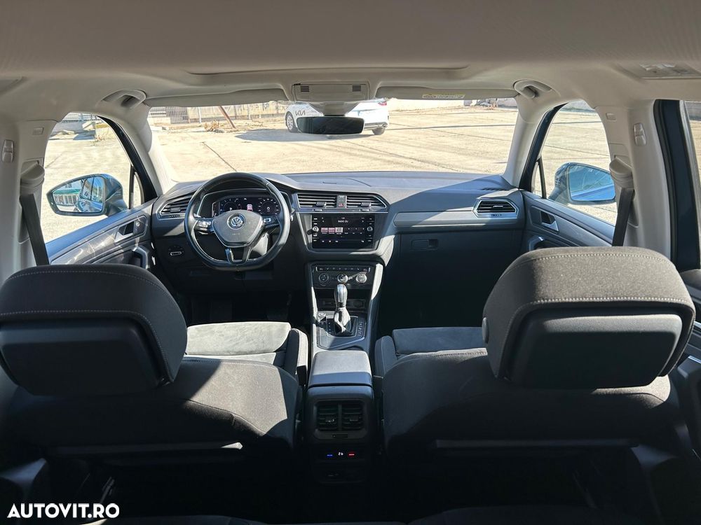 Volkswagen Tiguan - 19