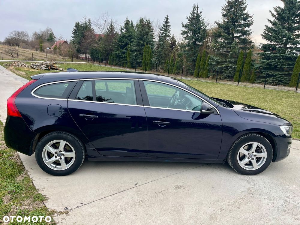 Volvo V60 D2 Drive-E Momentum - 8