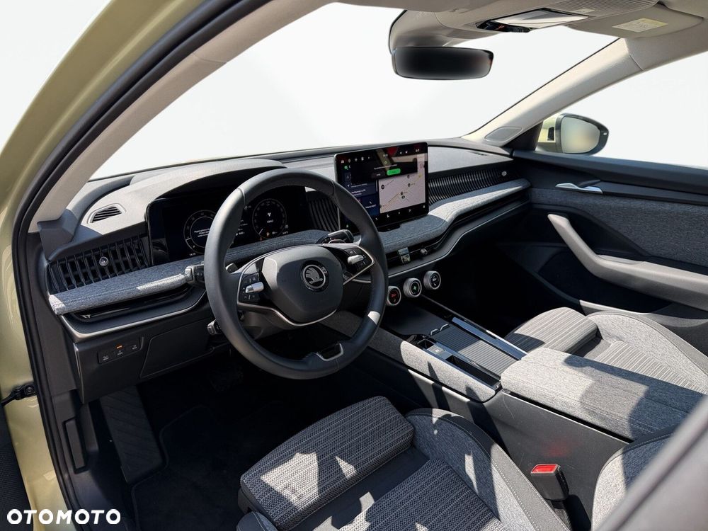 Skoda Superb 1.5 TSI mHEV Selection DSG - 11