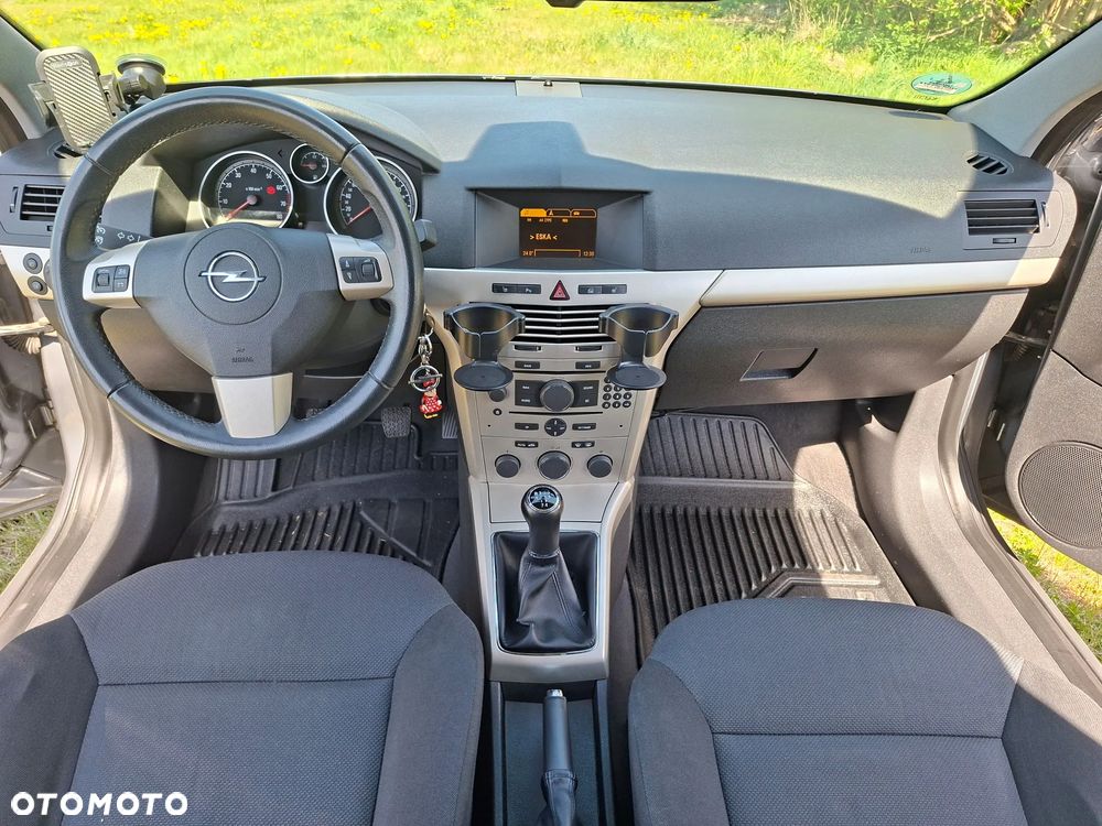 Opel Astra 1.6 Easytronic Cosmo - 27