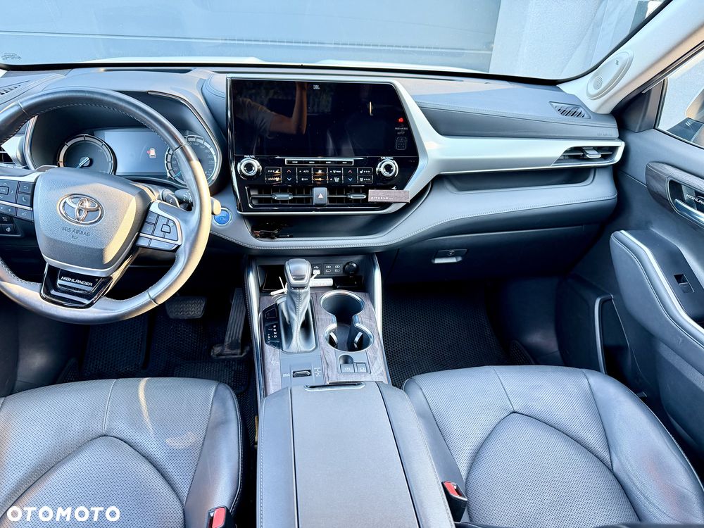Toyota Highlander 2.5 Hybrid Executive - 17