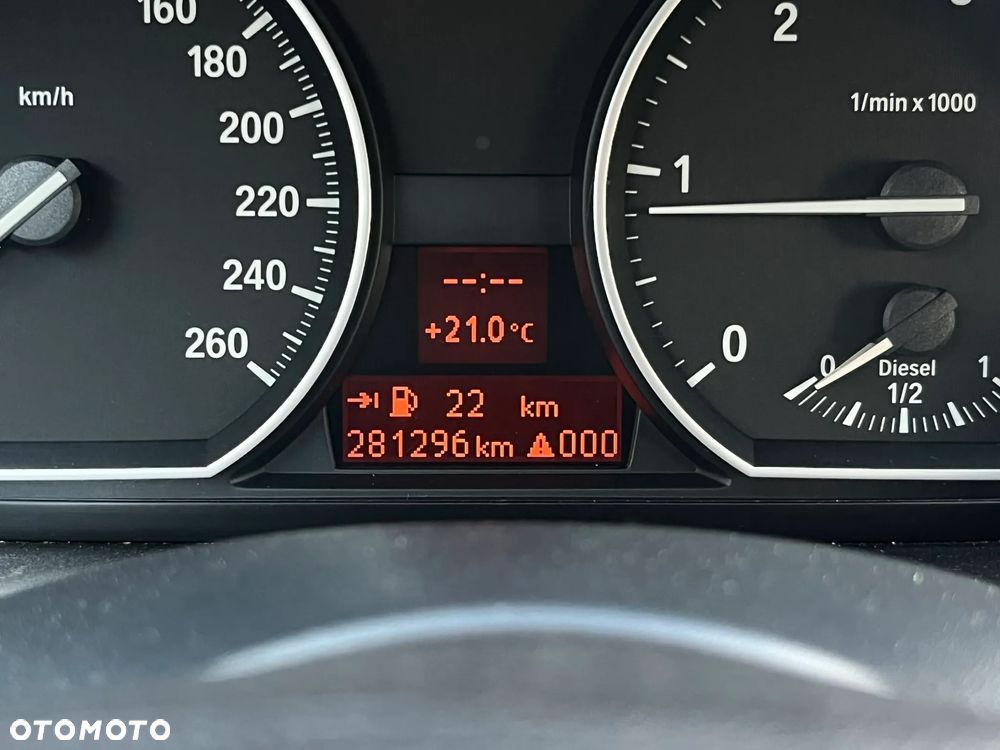 BMW Seria 1 123d DPF - 18