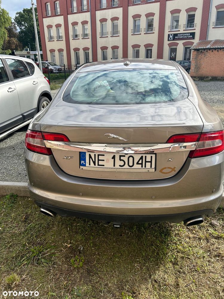 Jaguar XF 3.0 V6 D S Premium Luxury - 4