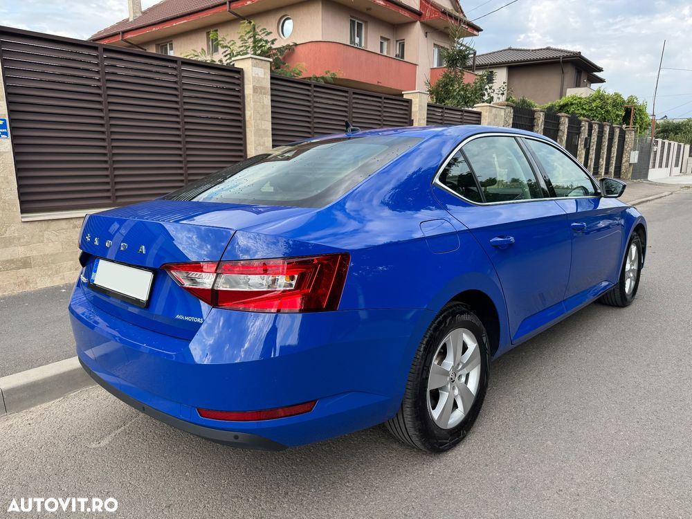 Skoda Superb 1.5 TSI DSG Ambition - 9