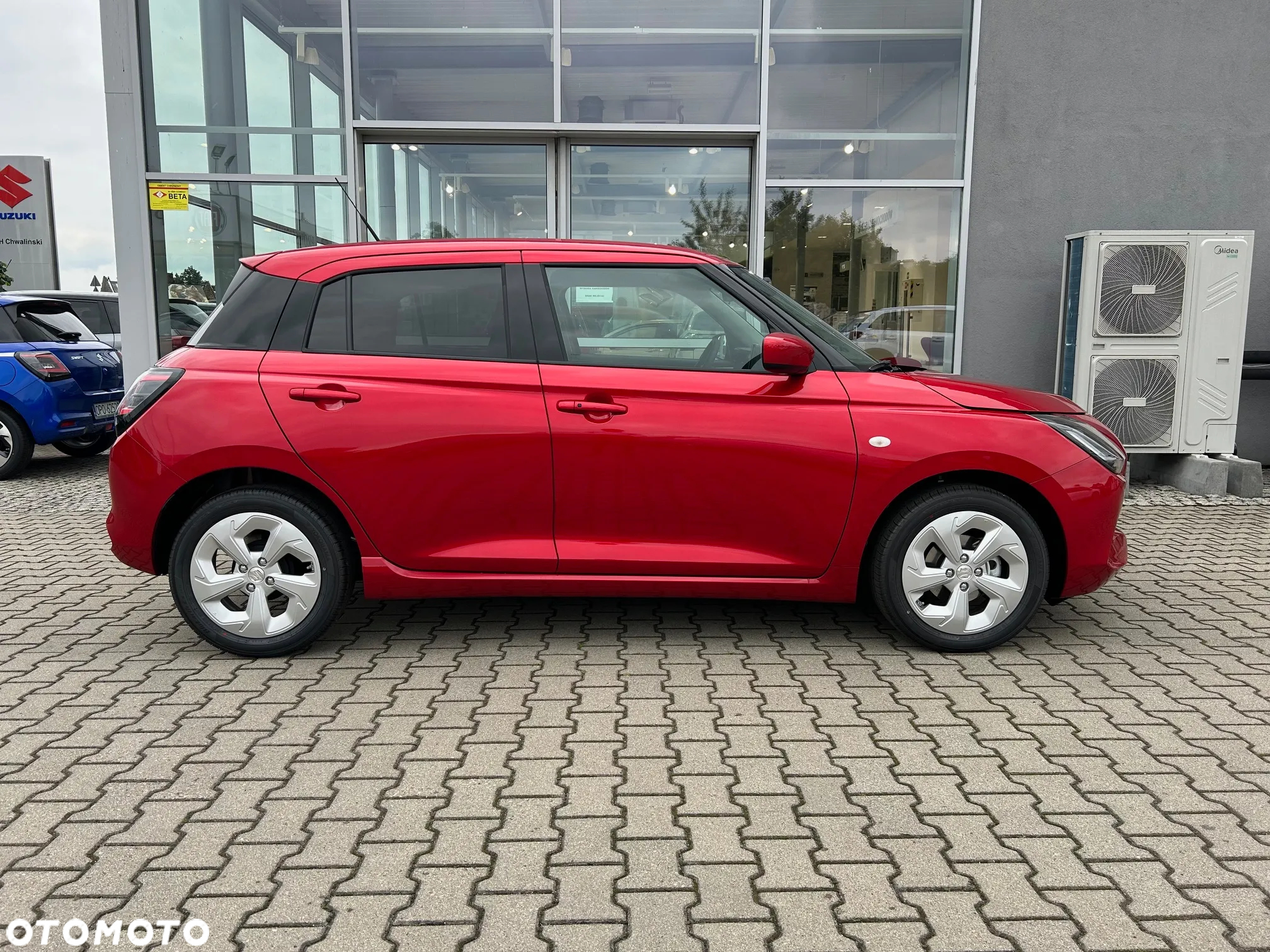 Suzuki Swift 1.2 Dualjet SHVS Premium Plus CVT - 4