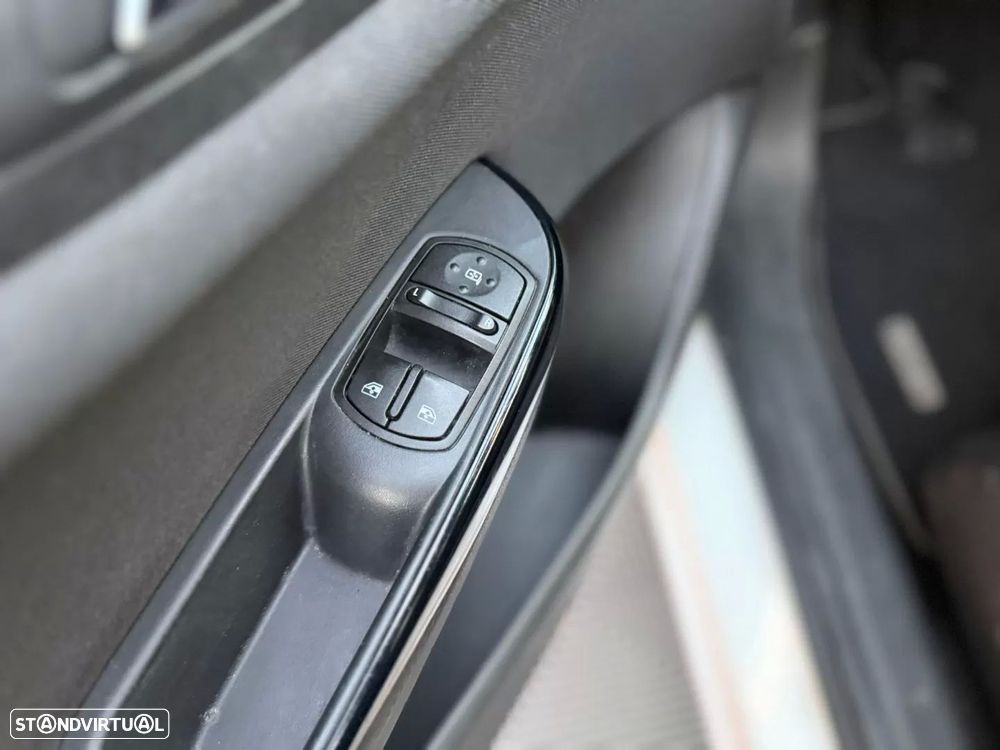 Opel Corsa 1.3 CDTi Business Edition - 9