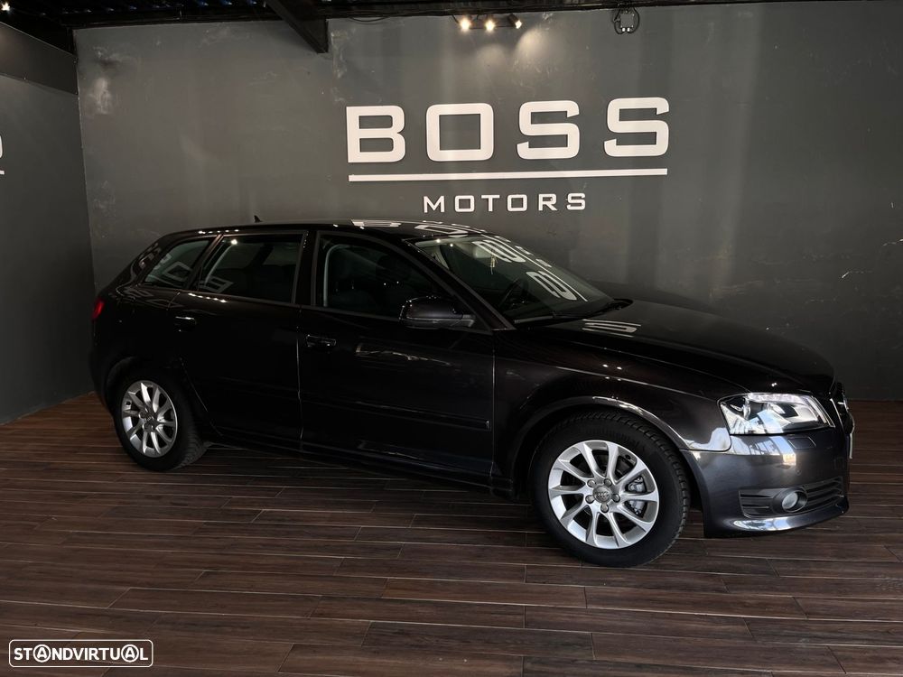 Audi A3 Sportback 1.6 TDI Advance Ultra - 4