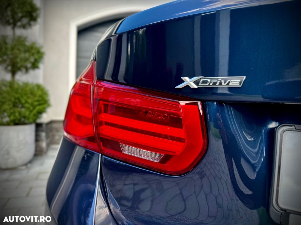 BMW Seria 3 320d Aut. xDrive Luxury Line - 37