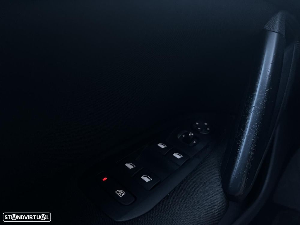 Peugeot 308 SW 1.6 BlueHDi Allure - 16