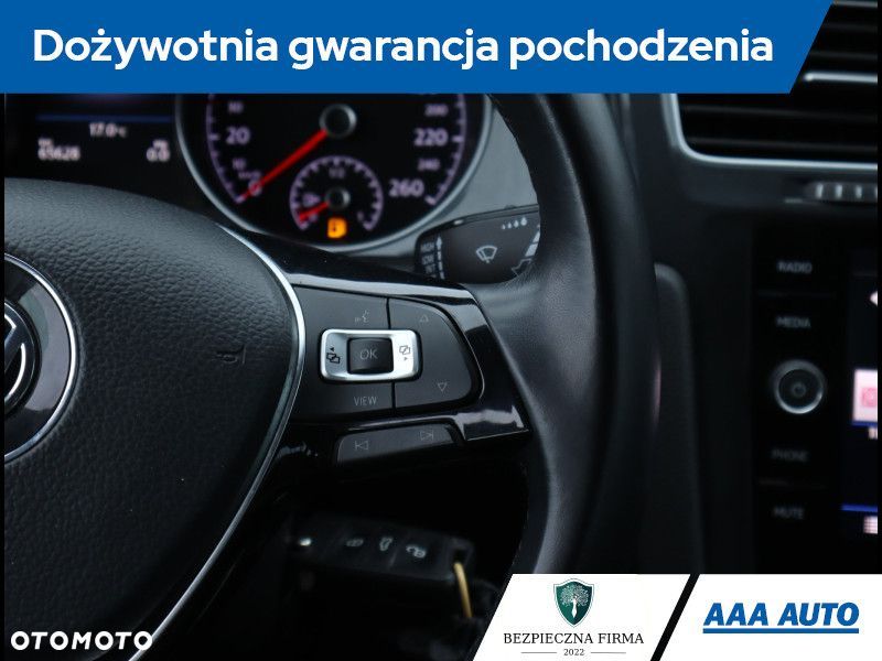 Volkswagen Golf - 20