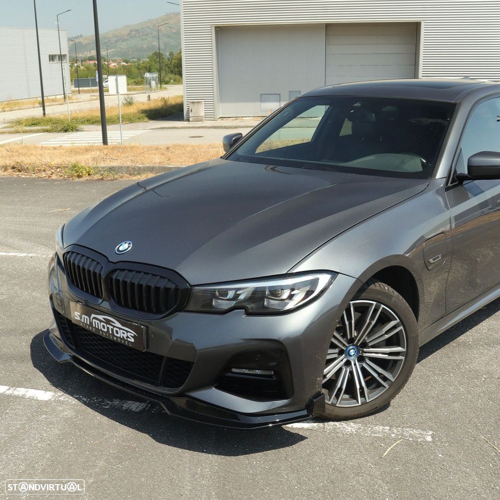 BMW 320 e Pack M Auto - 11