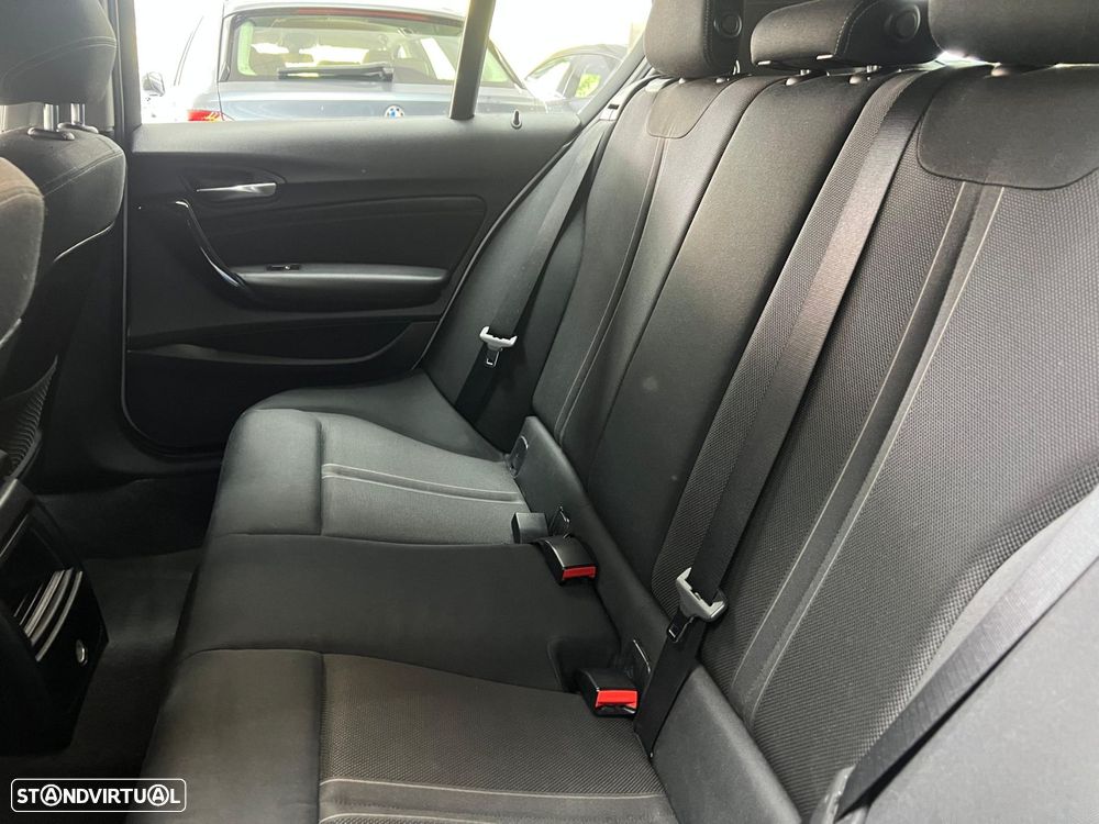 BMW 116 d EDynamics Line Sport - 43