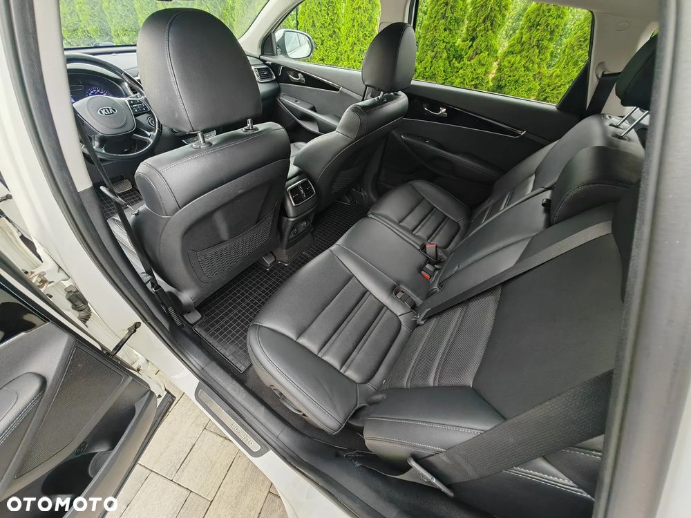 Kia Sorento 2.0 CRDI M - 12