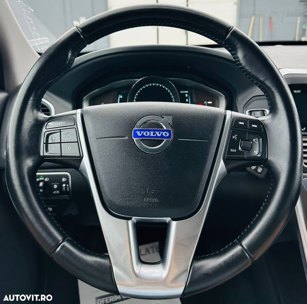 Volvo XC 60 D3 Geartronic Summum - 34