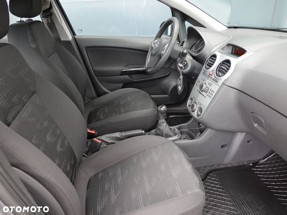 Opel Corsa 1.2 16V Edition / Active - 19