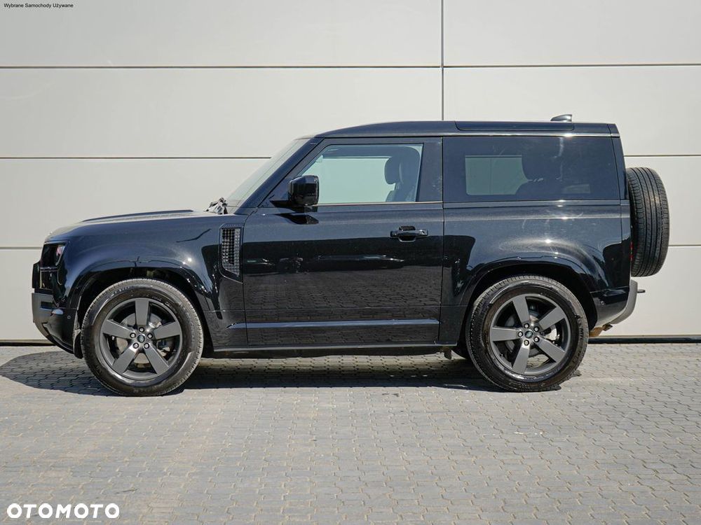 Land Rover Defender - 4