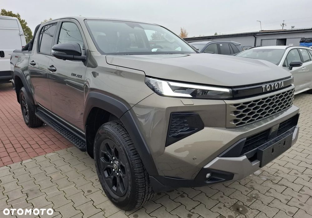 Toyota Hilux 2.8 D-4D Double Cab Invincible 4x4 - 16