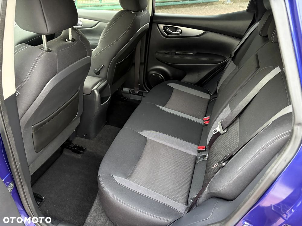 Nissan Qashqai 1.5 dCi N-Connecta EU6 - 18