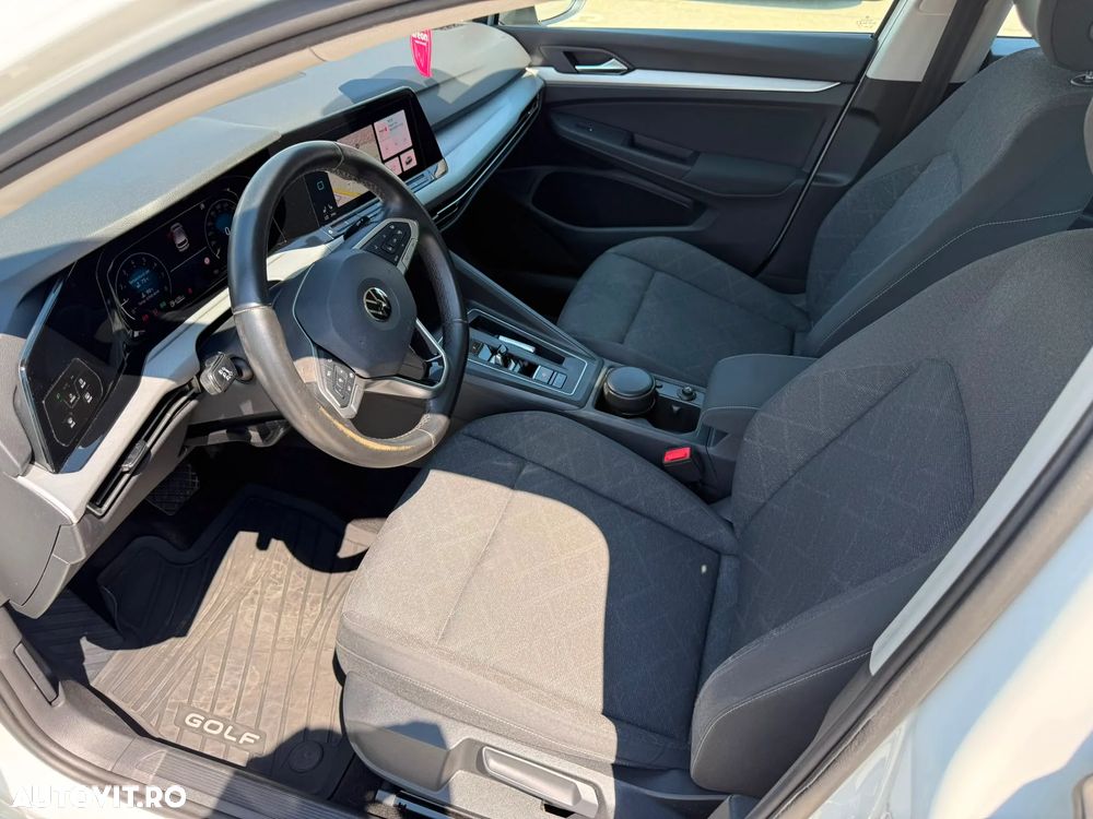 Volkswagen Golf - 9