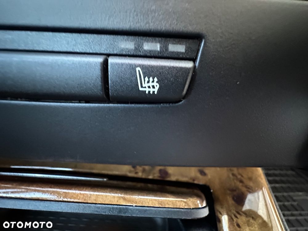 BMW Seria 3 320d DPF Touring Edition Fleet - 26