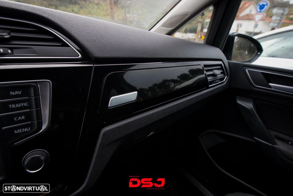 VW Touran 1.6 TDI Highline - 14