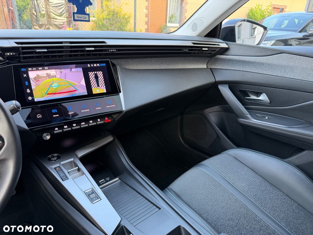 Peugeot 308 1.6 Hybrid PHEV Allure EAT8 - 19