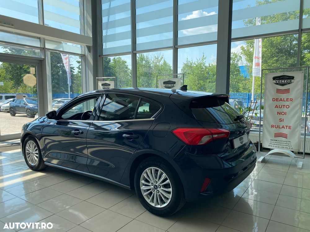 FORD Focus 2020 — imagine 5