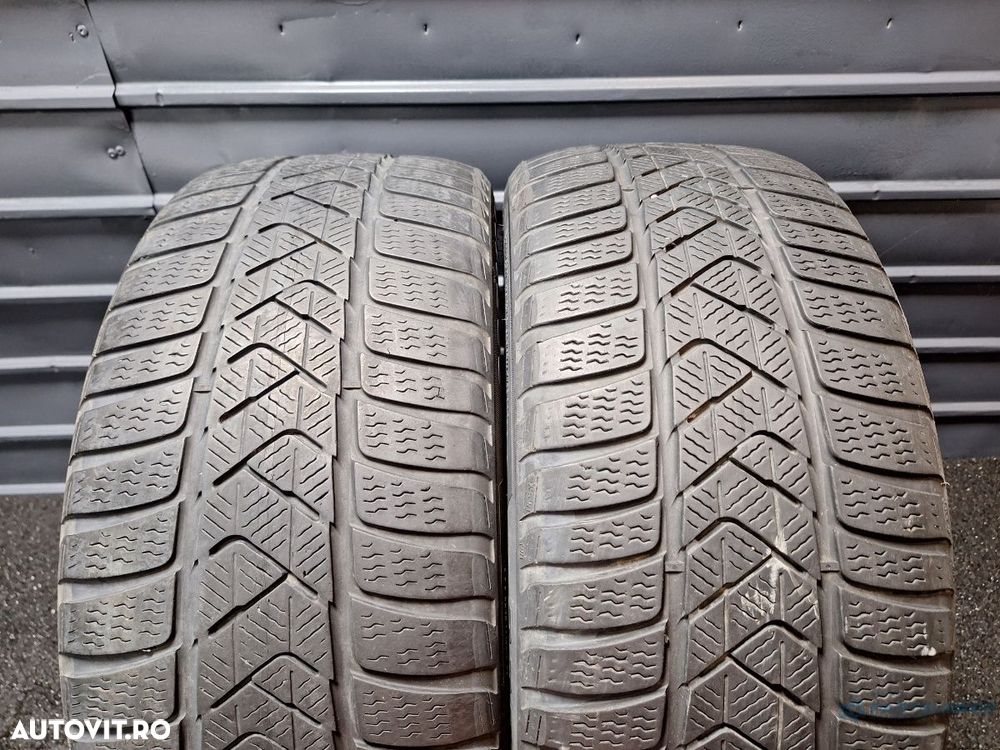 Anvelope iarna PIRELLI SOTTOZERO 3 VOLKSWAGEN PASSAT CC (357) [ 2008 - 2012 ] OEM 225/45R17 DOT 2719 - 4
